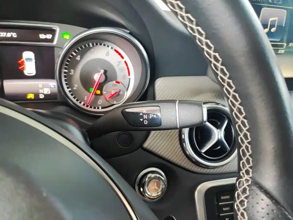 Mercedes-Benz GLA — миниатюра 14