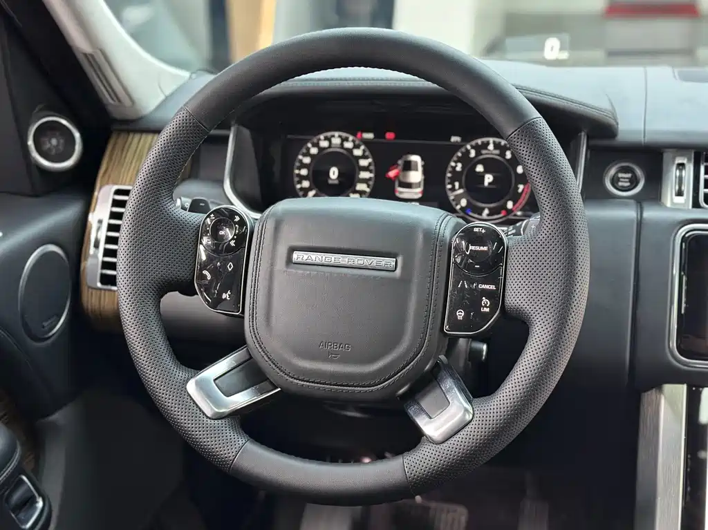 Land Rover Range Rover — миниатюра 11