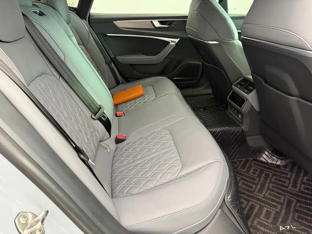 Audi A7L — фотографии объявления, Фото 12