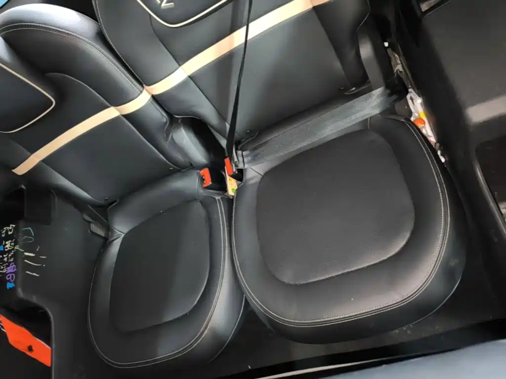 Baojun KiWi EV — миниатюра 17