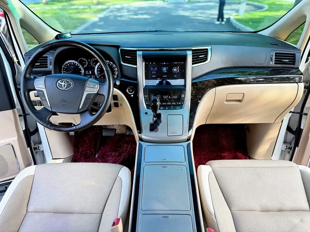 Toyota Alphard 2012 3.5L Luxury
