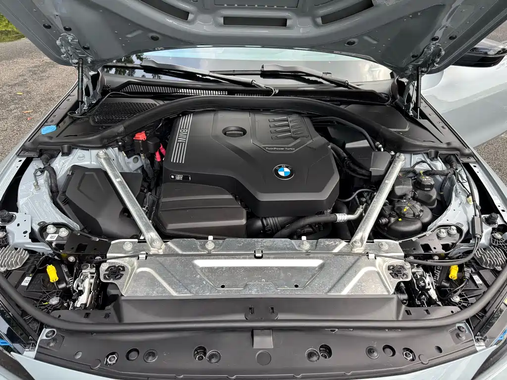 BMW 4 Series — миниатюра 13
