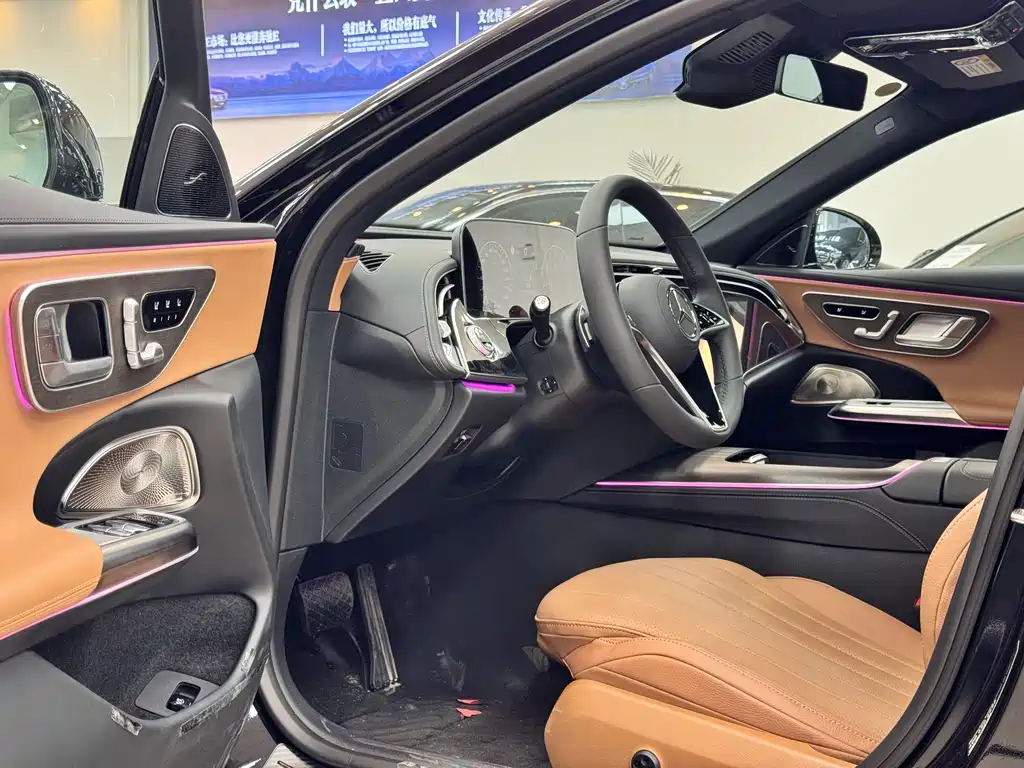 MERCEDES-BENZ E CLASS