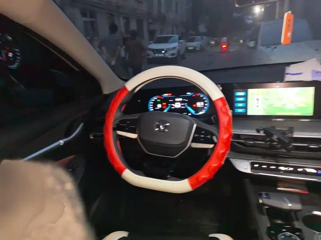 Changan Eado — миниатюра 3