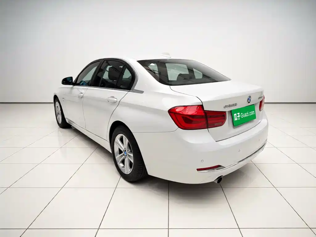 BMW 3 Series — миниатюра 25