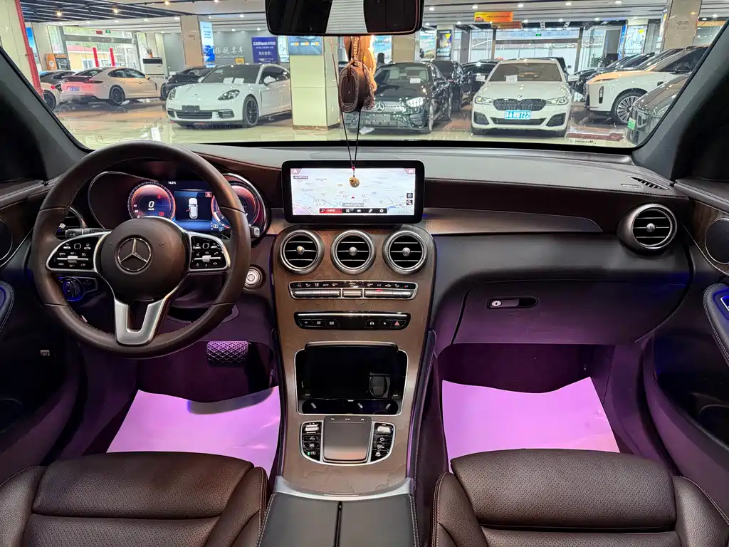 Mercedes-Benz GLC 2021 GLC 260 L 4MATIC