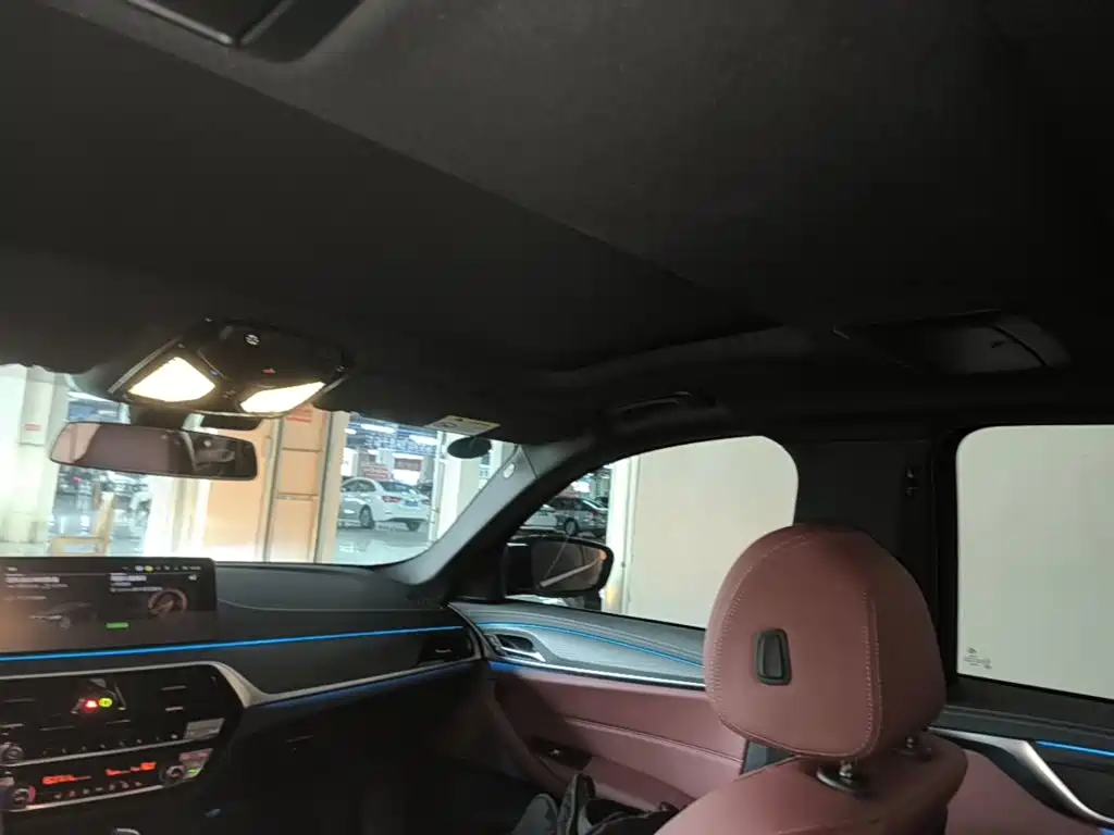 BMW 5 Series — миниатюра 18