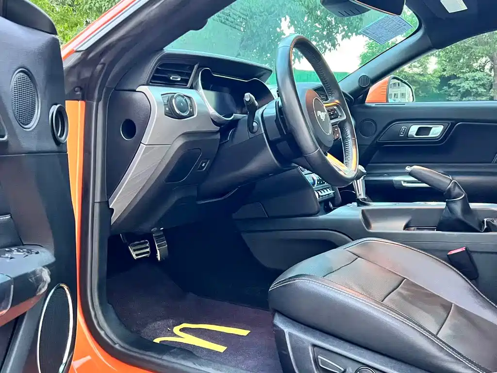 Ford Mustang 2020 2.3L EcoBoost
