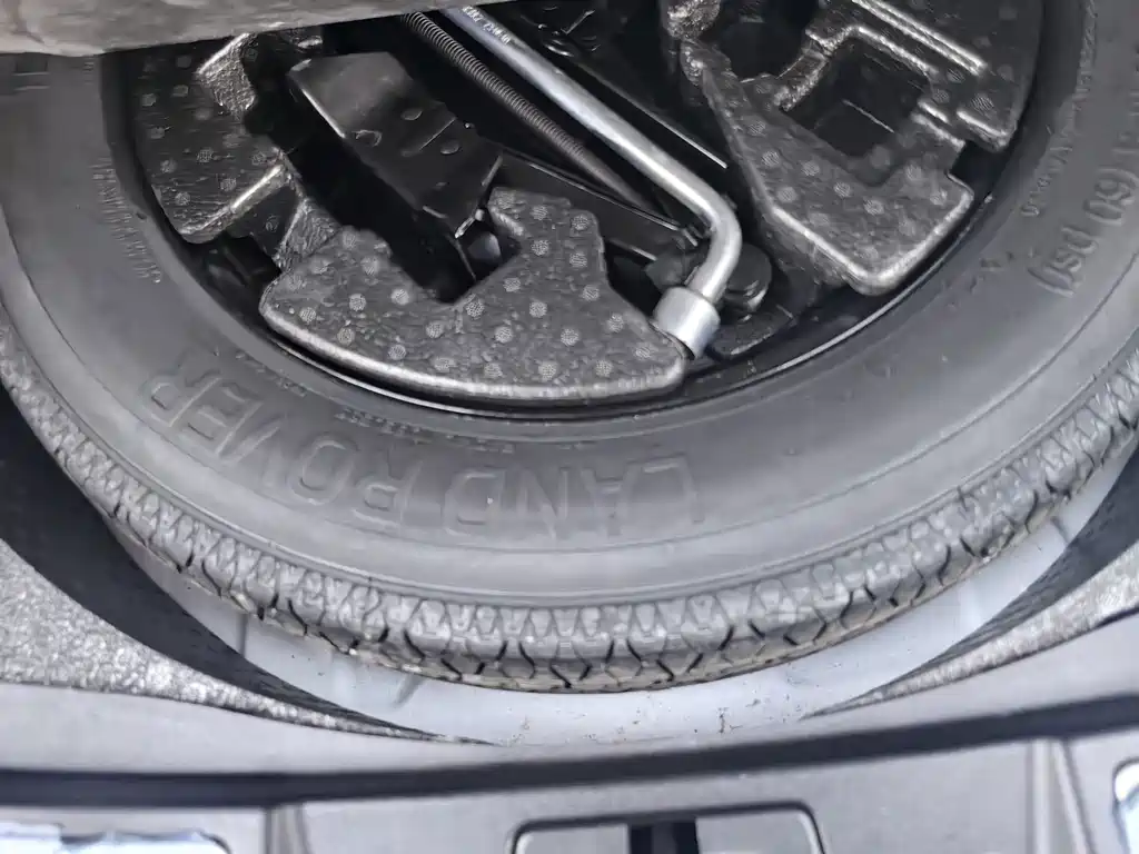 Land Rover Evoque — миниатюра 10