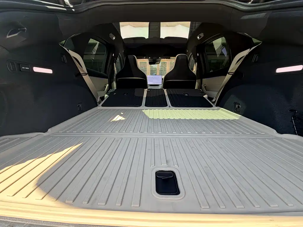 NIO EC6 2025 75kWh