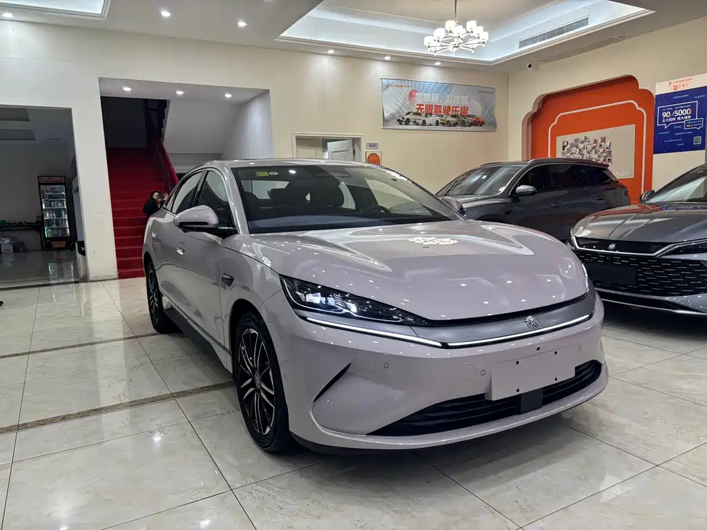 BYD QIN L