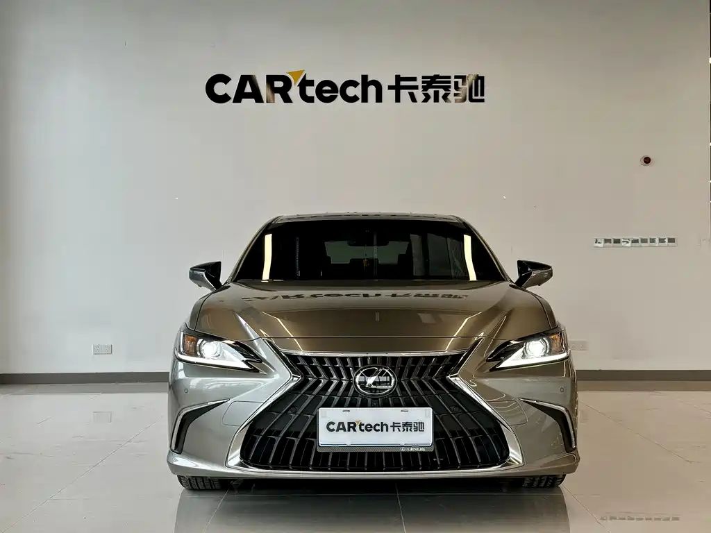 Lexus ES — миниатюра 2