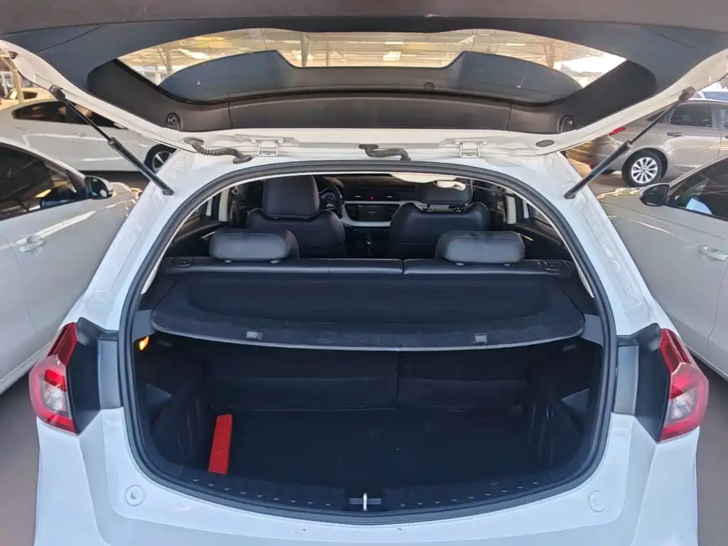 Geely Vision X3 — миниатюра 19