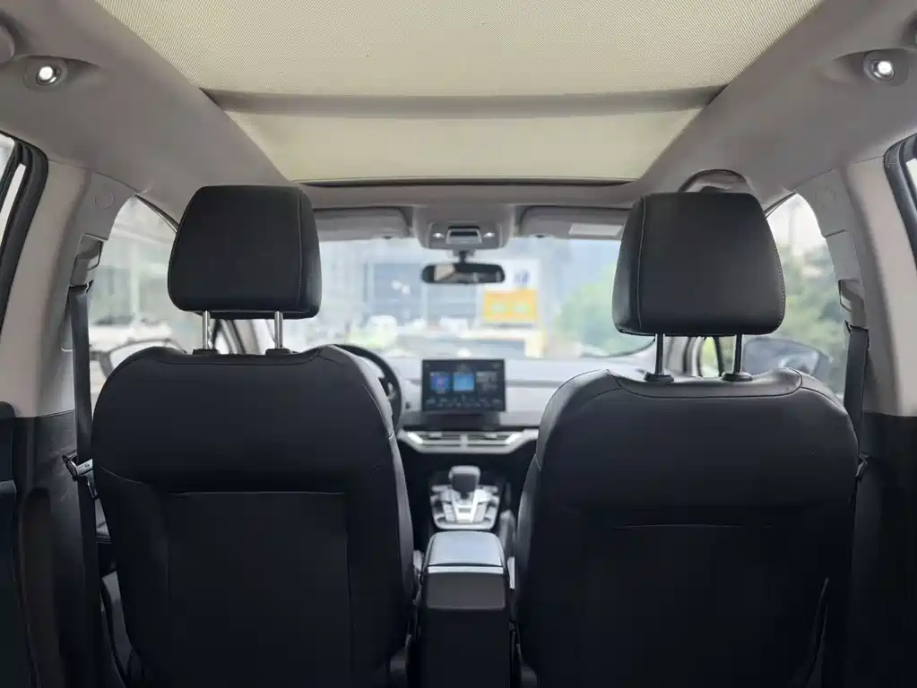 BYD Yuan EV — миниатюра 10