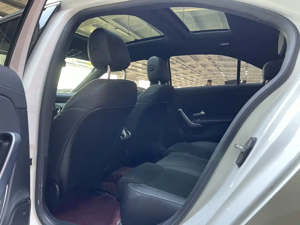 MERCEDES-BENZ A CLASS