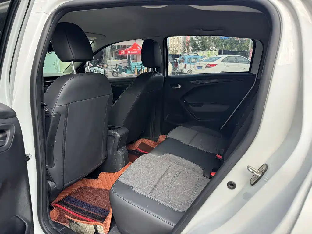Citroen C3-XR - фото 9