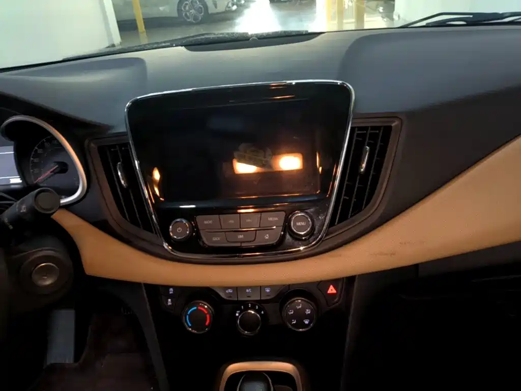 Chevrolet Monza — миниатюра 13