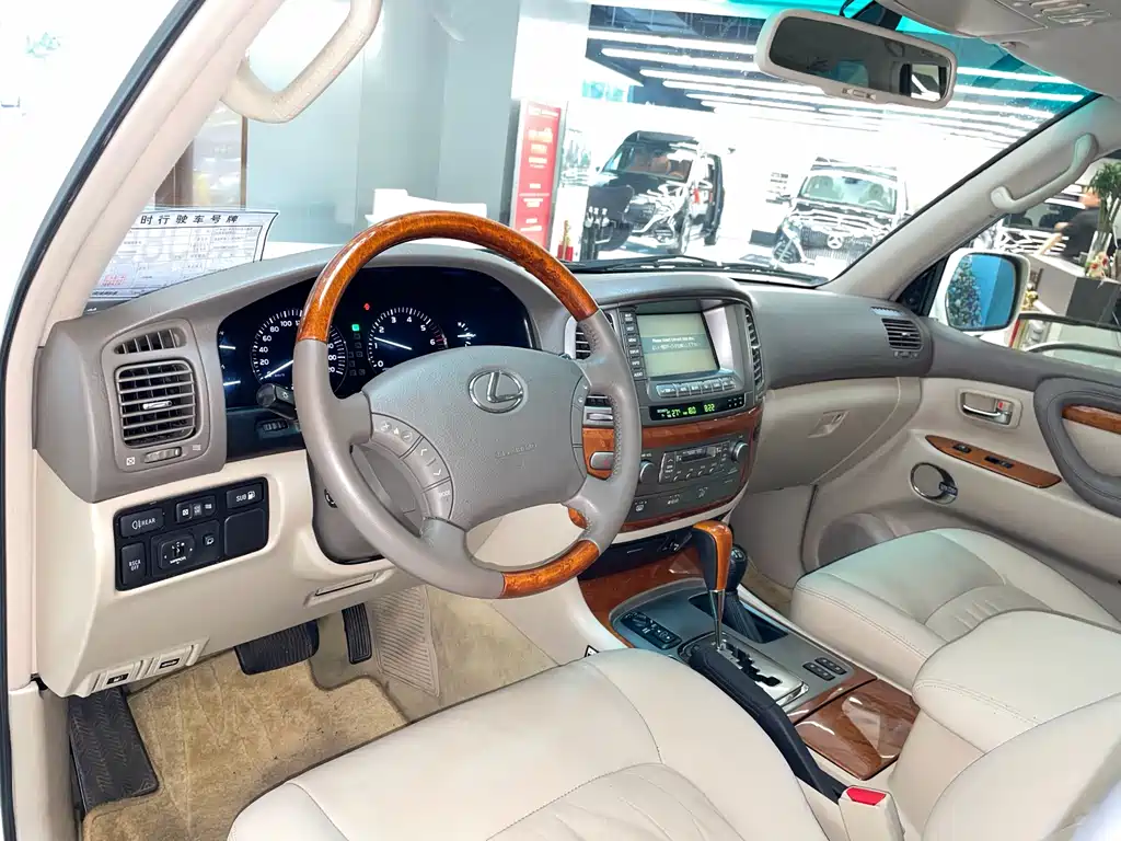 Lexus LX 2005 470
