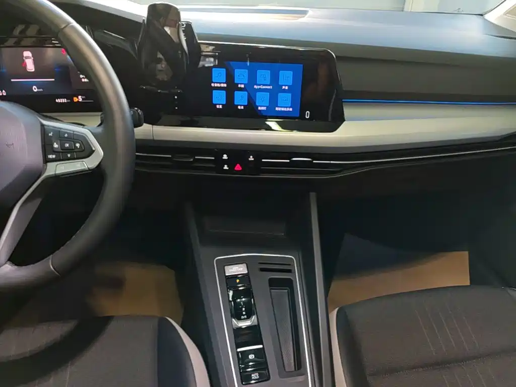 Volkswagen Golf — миниатюра 13