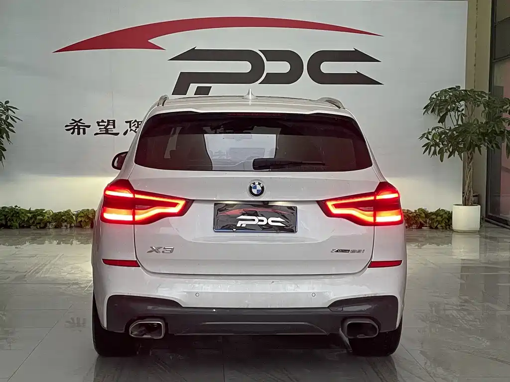 BMW X3 — миниатюра 9