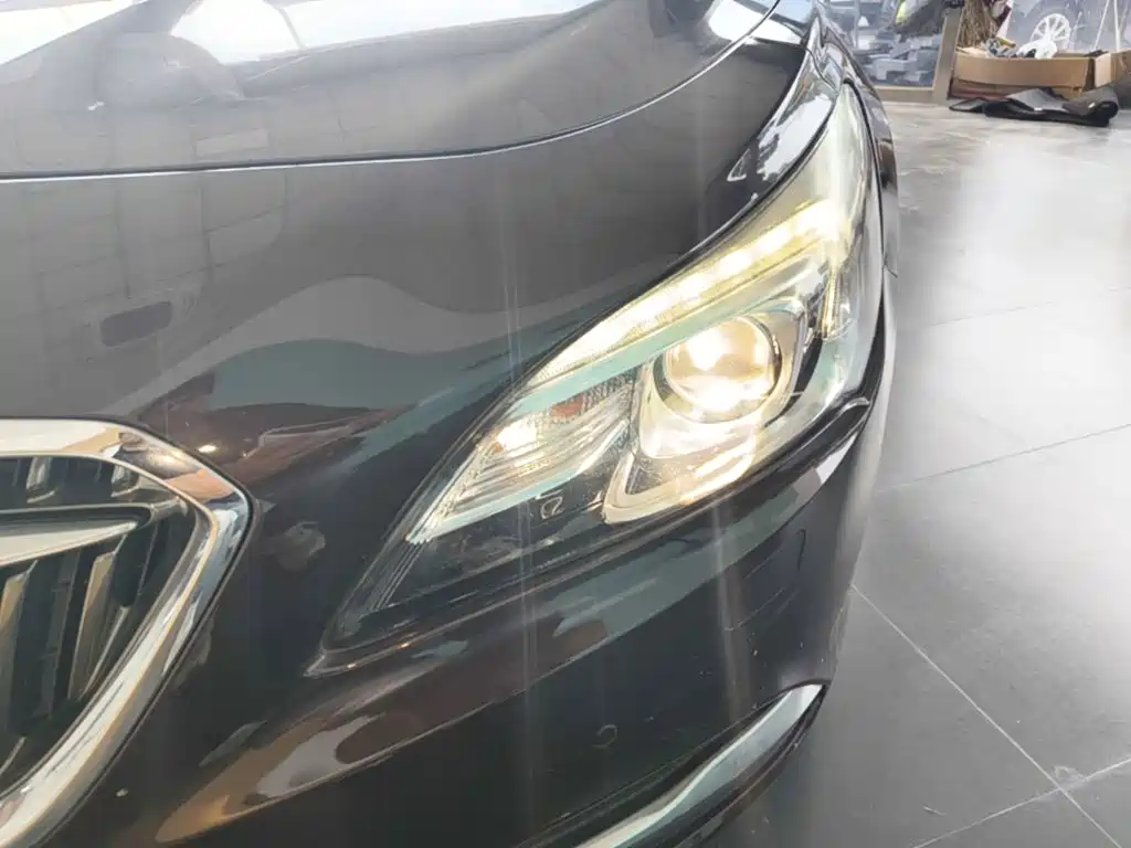 Buick LaCrosse — миниатюра 18