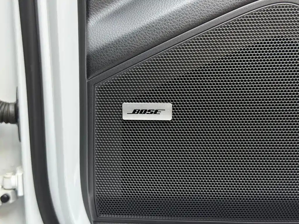 Porsche Cayenne — миниатюра 4