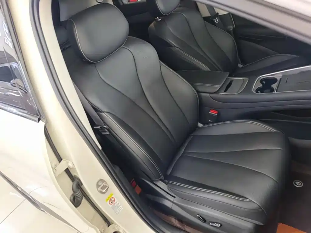 BYD Sealion 05 EV — миниатюра 25
