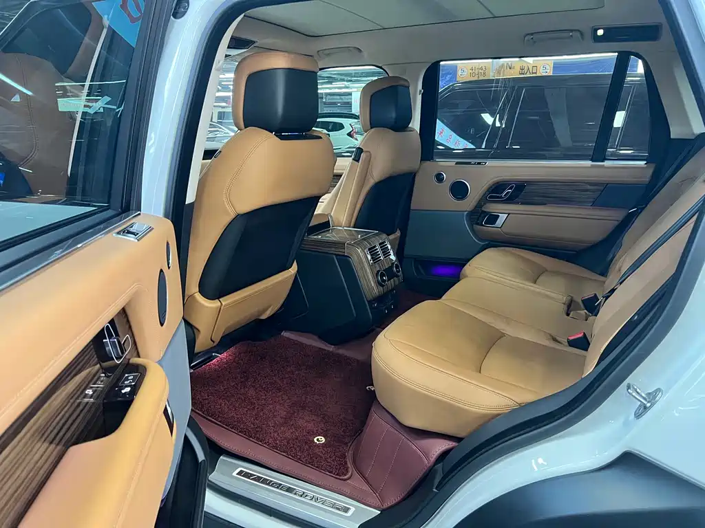 Land Rover Range Rover 2018 3.0 SC V6 Vogue SE Long Wheelbase