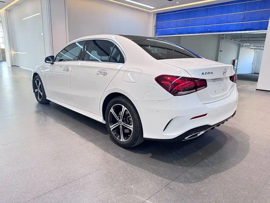 MERCEDES-BENZ A CLASS