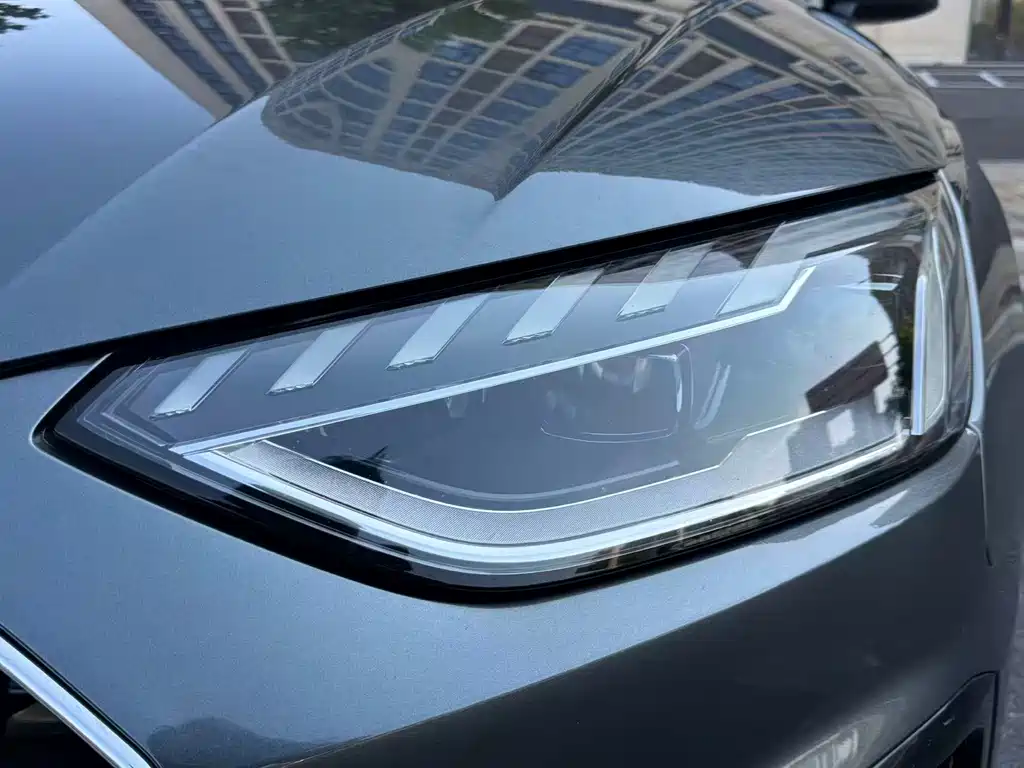 Audi A4L — миниатюра 4