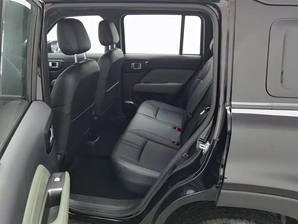 BAOJUN YUE ALSO PLUS