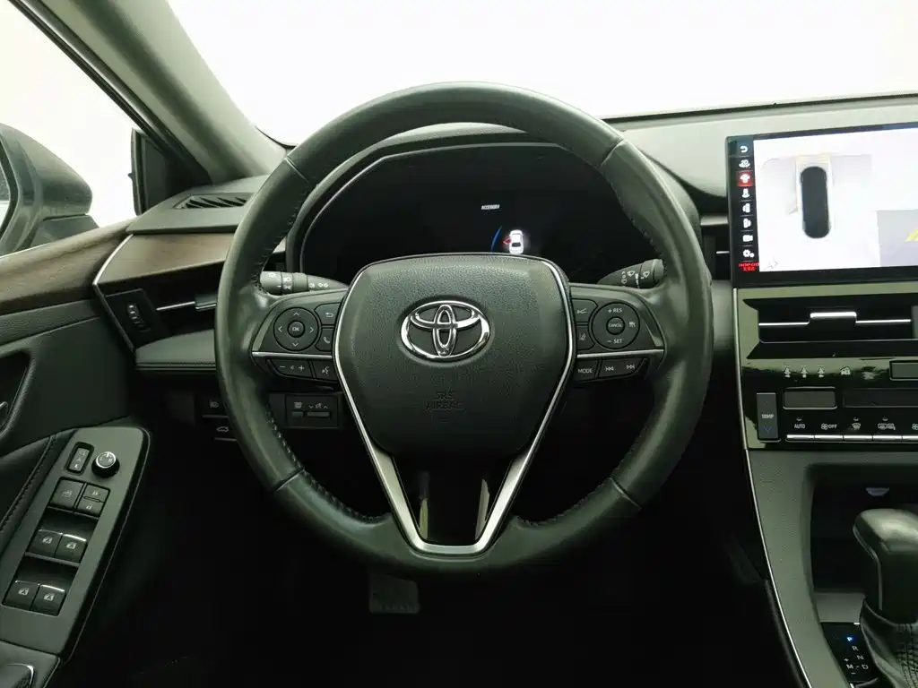 Toyota Avalon — миниатюра 11