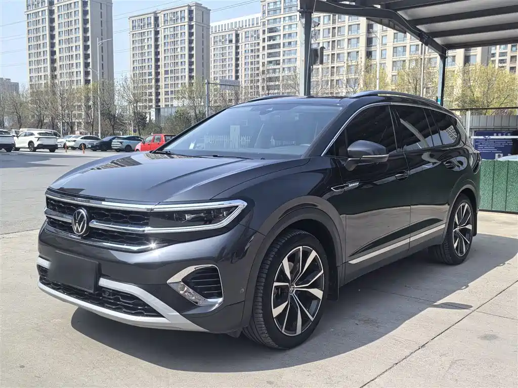 Volkswagen Viloran 2022 530TSI Flagship Pro 6 мест