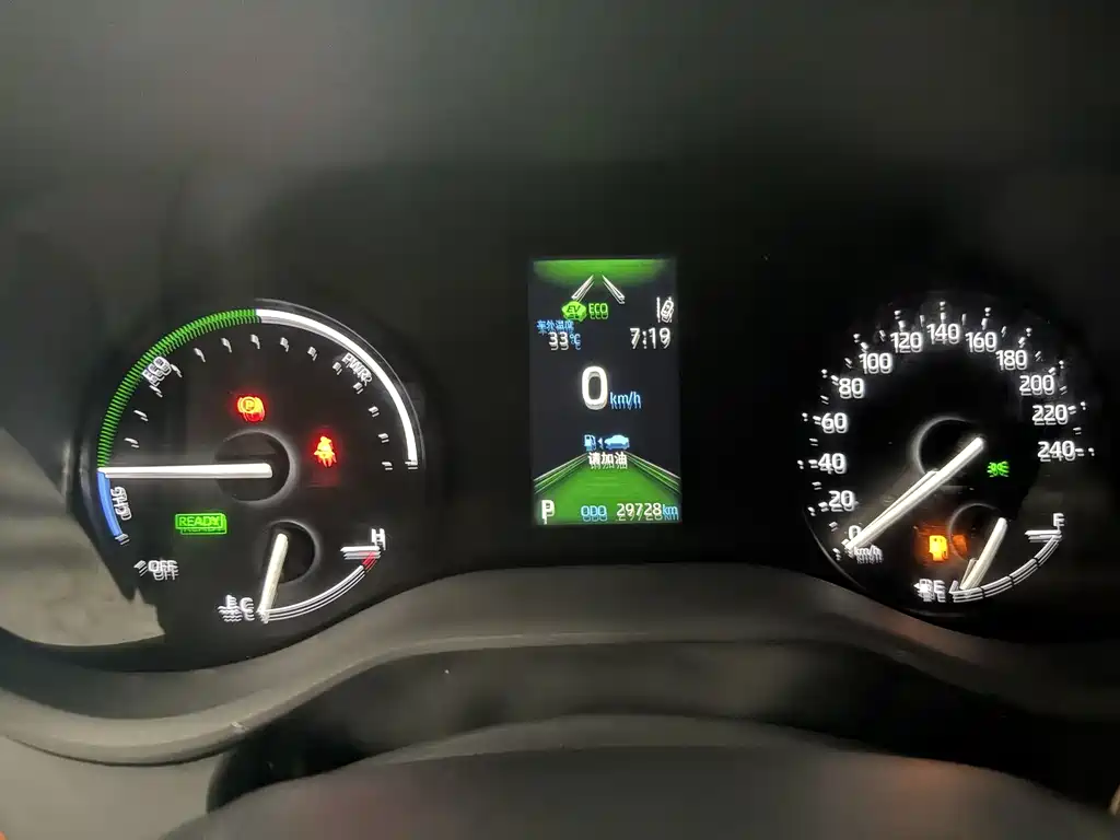 Toyota Granvia — миниатюра 8