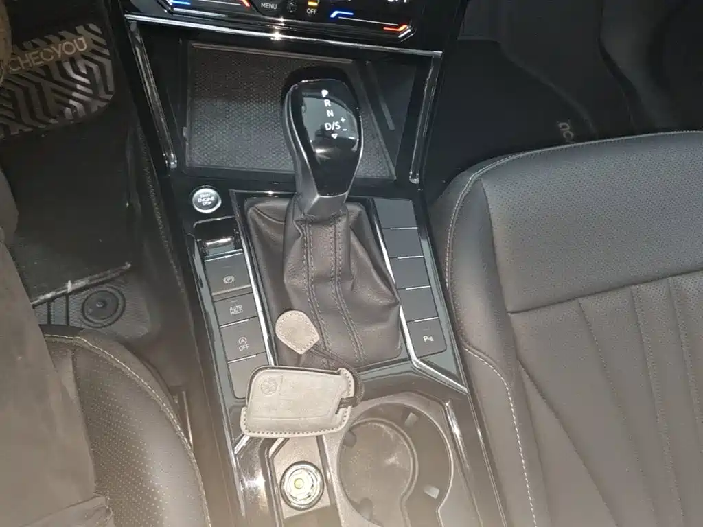 Volkswagen Passat — миниатюра 14