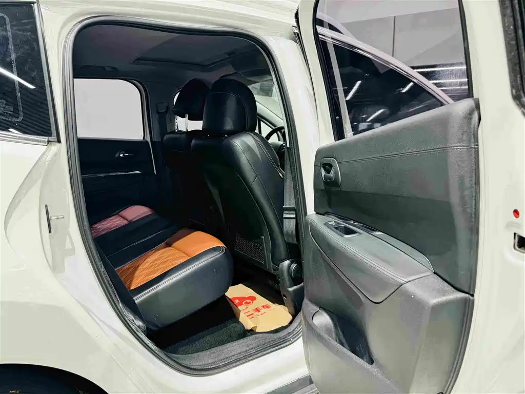 Peugeot 3008 1.6THP Auto Classic Edition, фото 25