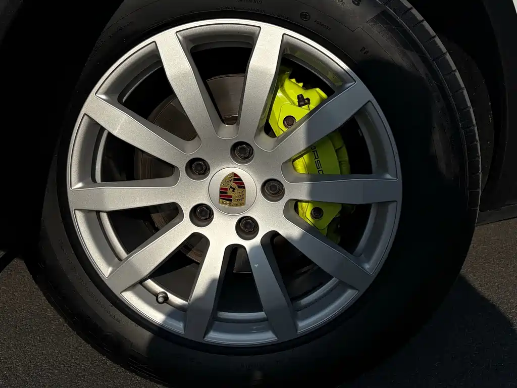 PORSCHE CAYENNE NEW ENERGY