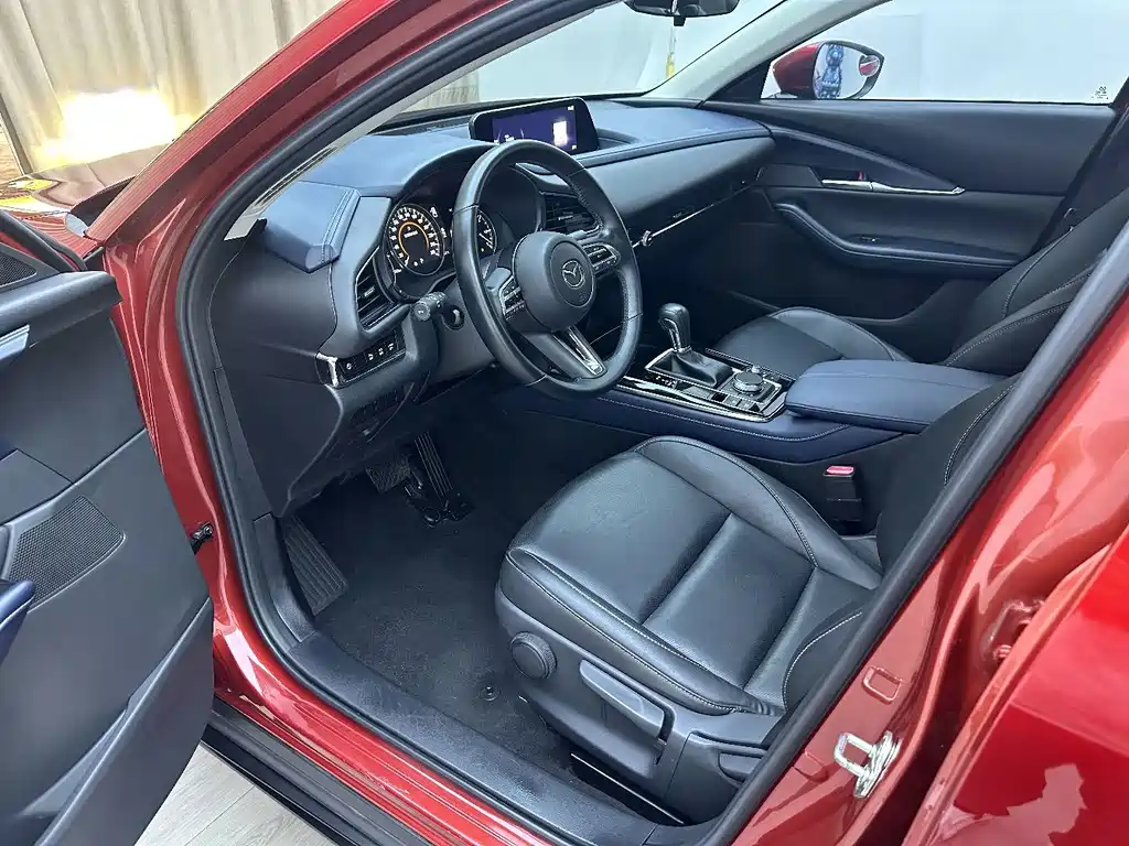Mazda CX-30 — миниатюра 6