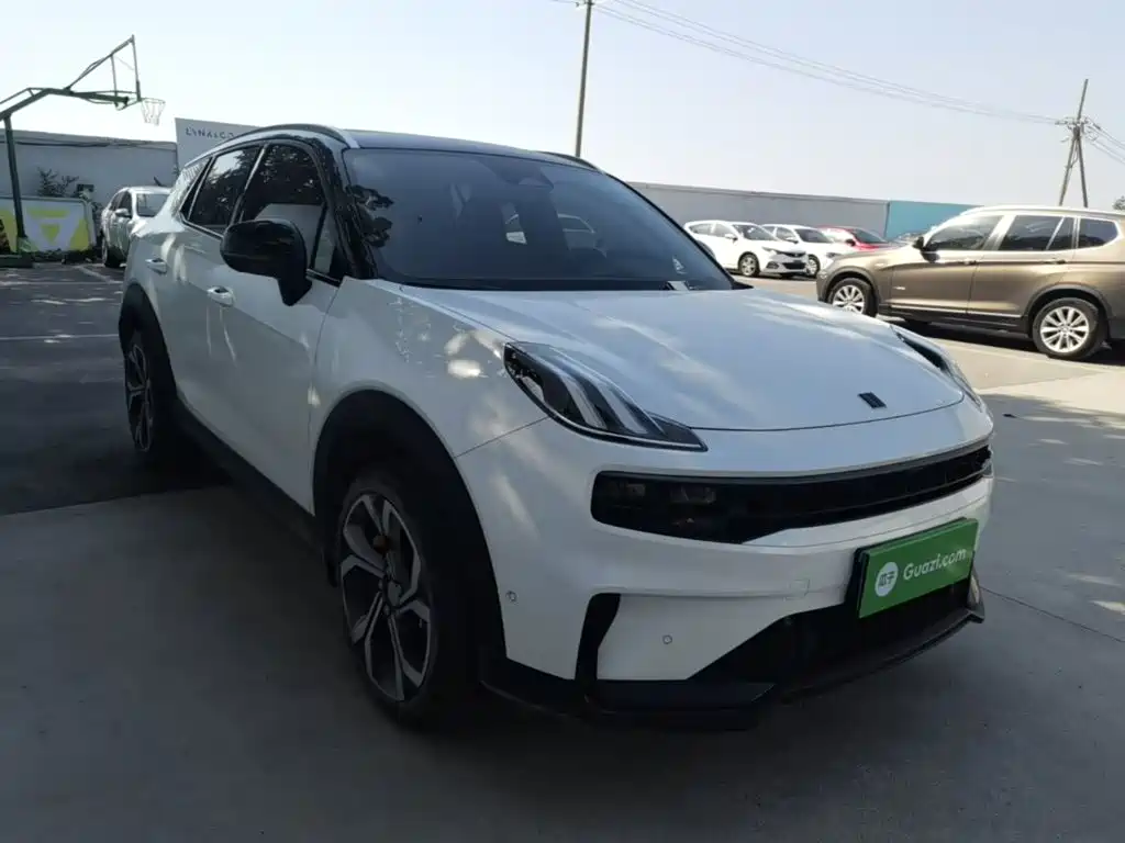 Lynk & Co 06 — миниатюра 4