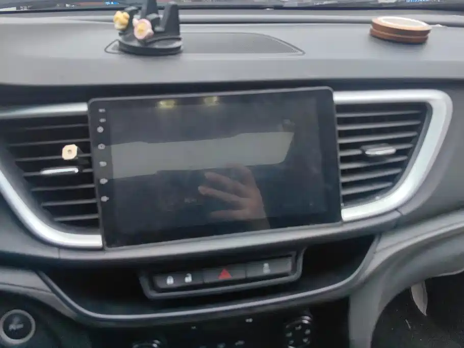 Buick Excelle — миниатюра 13
