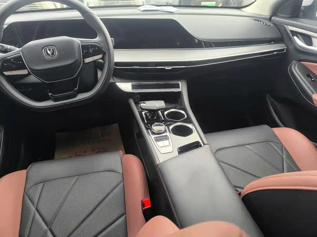 Changan Eado — миниатюра 5