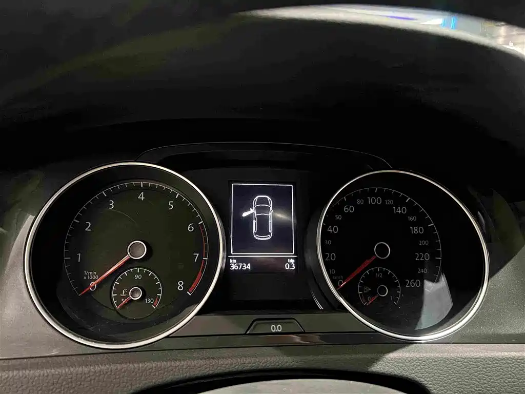 Volkswagen Golf — миниатюра 10