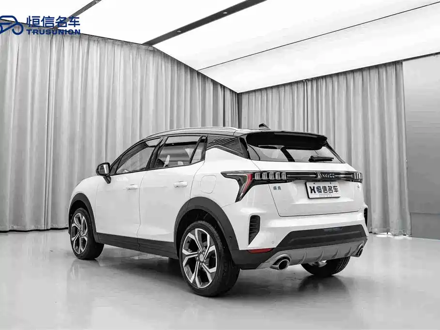 Lynk & Co 06 — миниатюра 7