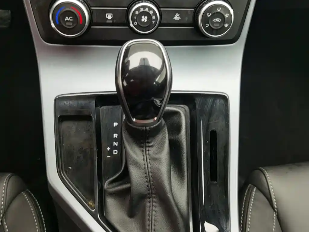 GEELY AUTOMOBILE EMGRAND