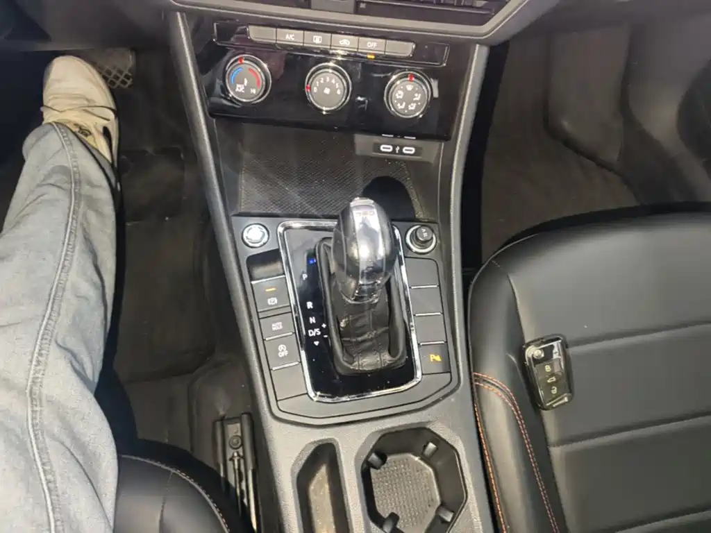 Volkswagen Bora — миниатюра 14