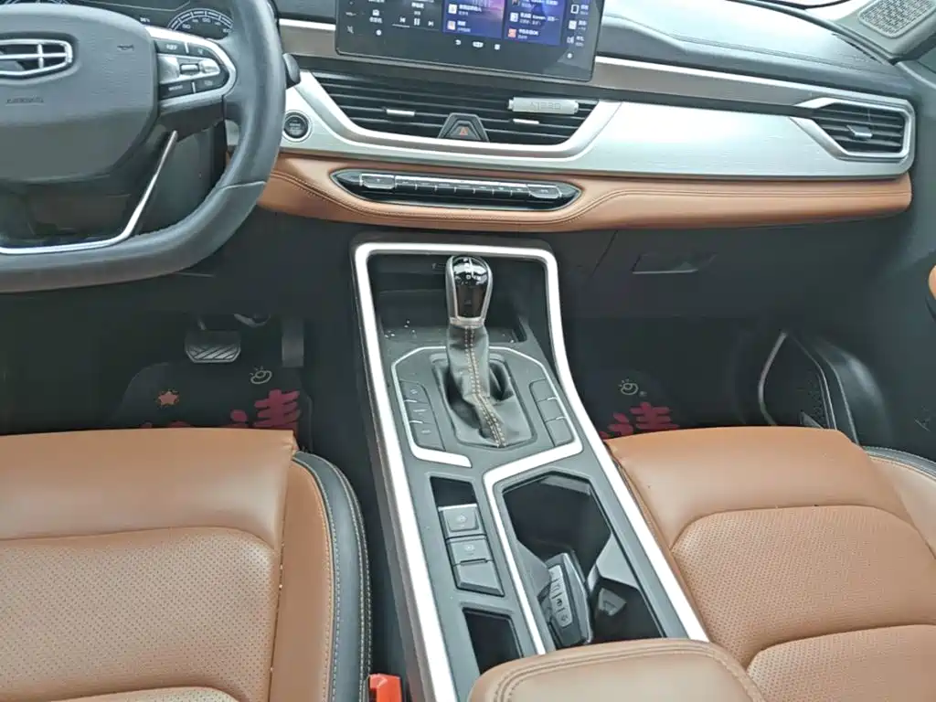 Geely Vision X6 — миниатюра 14