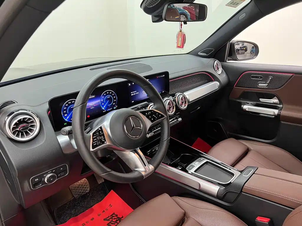 Mercedes-Benz EQB — миниатюра 15