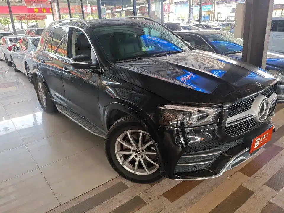 Mercedes-Benz GLE (Import) — миниатюра 2
