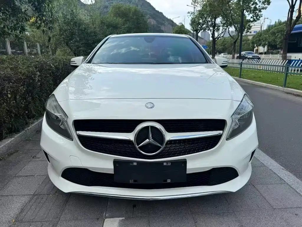 Mercedes-Benz A-Class (Import) — миниатюра 2