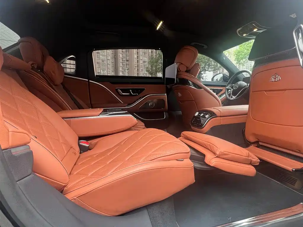 Mercedes-Benz S-Class — миниатюра 17